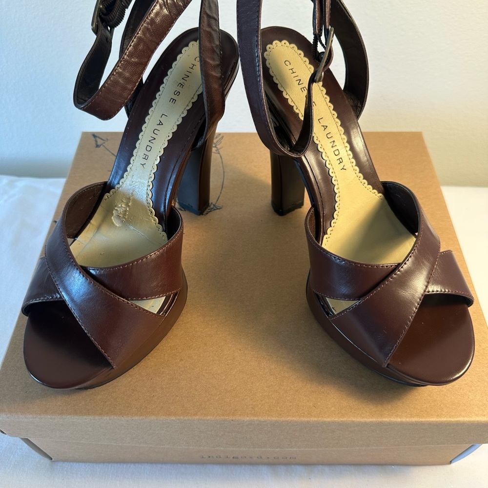 Chinese Laundry Women's Brown Heeled Sandals6 inch heels